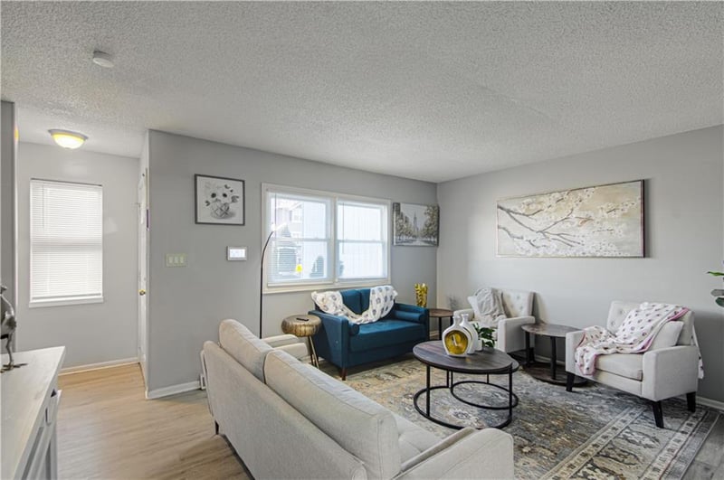 10912 Mckinley Ave, Kansas City, MO 64134