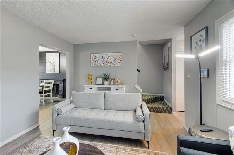 10912 Mckinley Ave, Kansas City, MO 64134