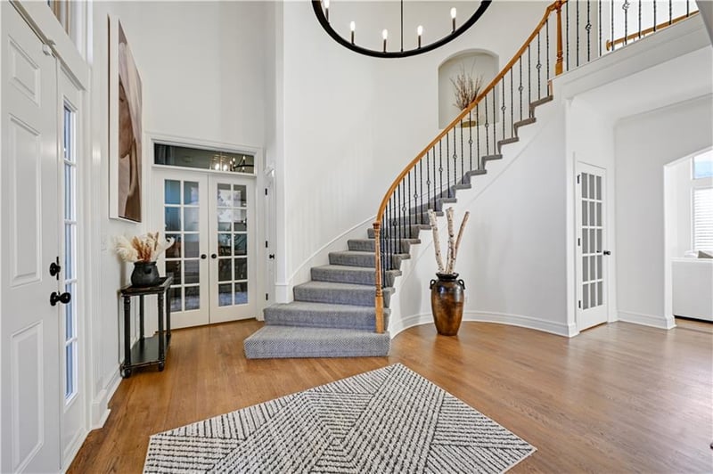 5303 W 166th Ter, Overland Park, KS 66085