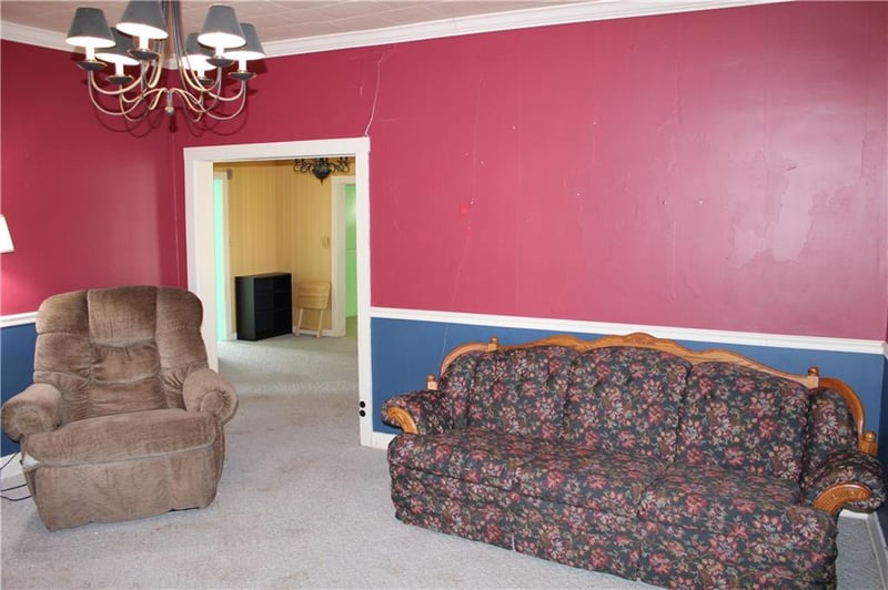 303 N Labette St, Frontenac, KS 66763