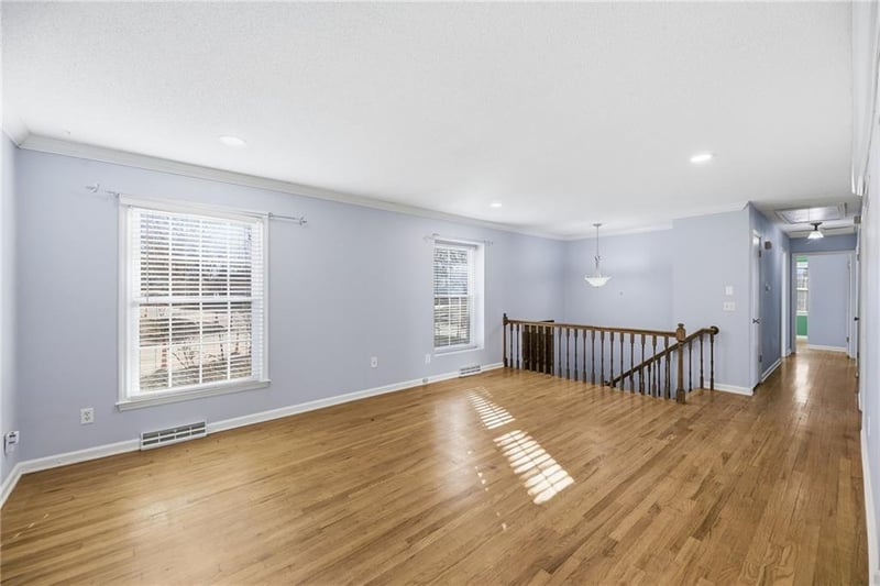 10000 93rd St, Overland Park, KS 66212