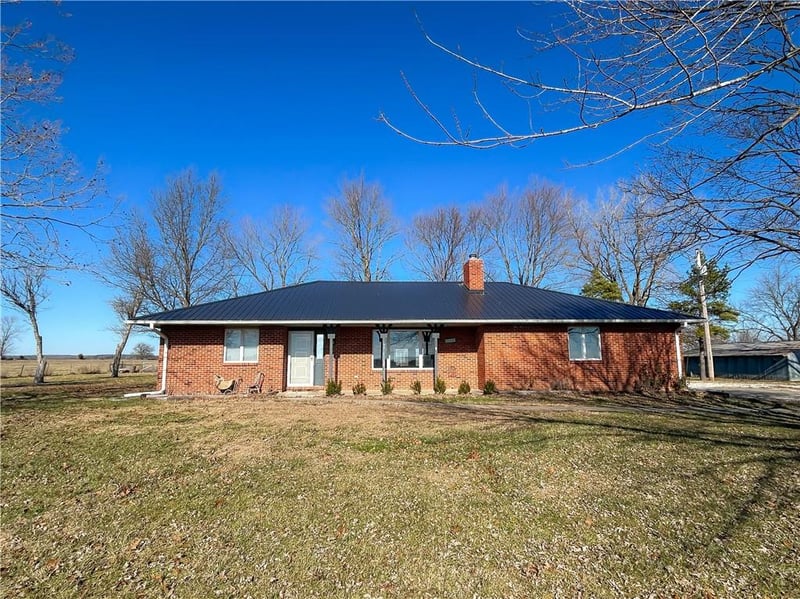 20340 Ks 52 Hw, Pleasanton, KS 66075