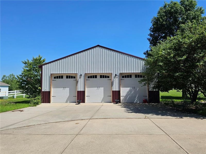 25408 NE Colbern Rd, Lee's Summit, MO 64086