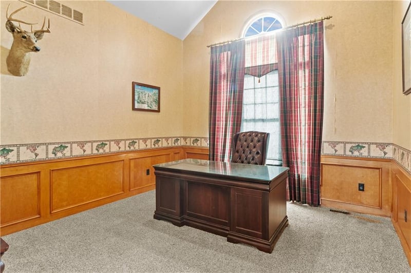 25408 NE Colbern Rd, Lee's Summit, MO 64086