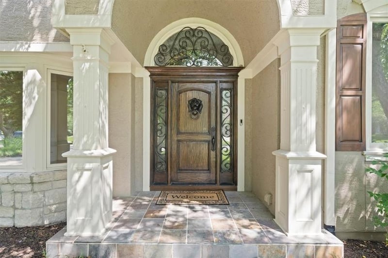 14605 Dearborn St, Overland Park, KS 66223