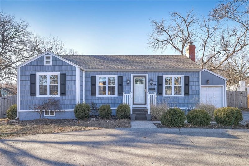 7440 Walmer St, Overland Park, KS 66204