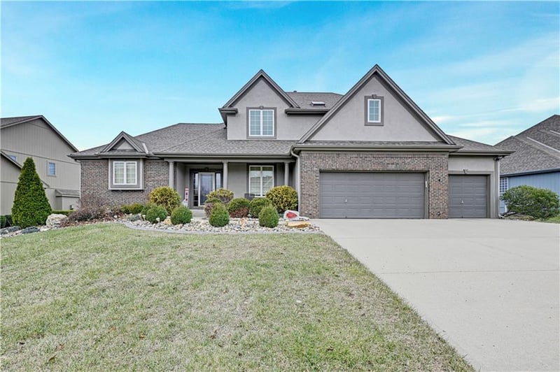 9008 Lewis Ave, Kansas City, MO 64157