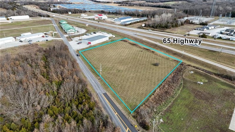 3 Acres Commercial Ave, Warsaw, MO 65355