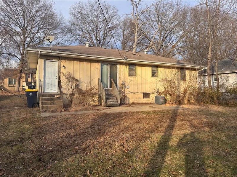 8813 111th St, Kansas City, MO 64134