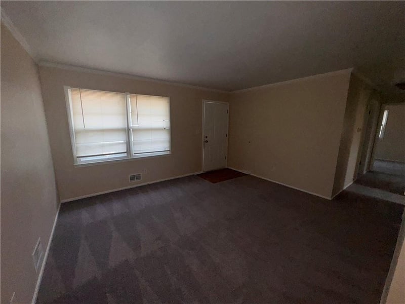 8813 111th St, Kansas City, MO 64134