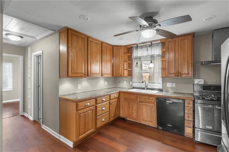 7940 Metropolitan Ave, Kansas City, KS 66111