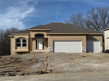 4810 NE 105th St, Kansas City, MO 64156