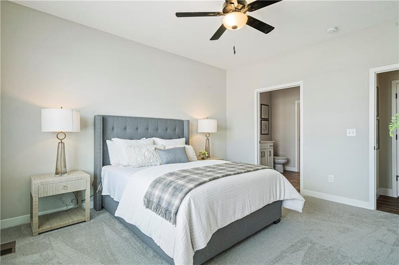 18375 205th St, Spring Hill, KS 66083