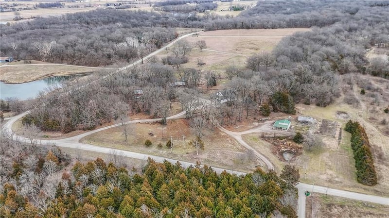 140 NW 1501 Rd, Urich, MO 64788