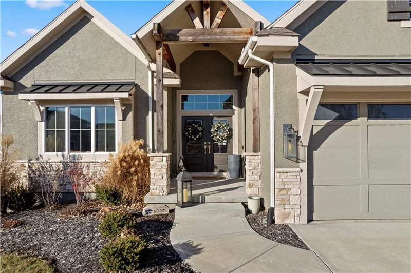 2456 176th St, Overland Park, KS 66085