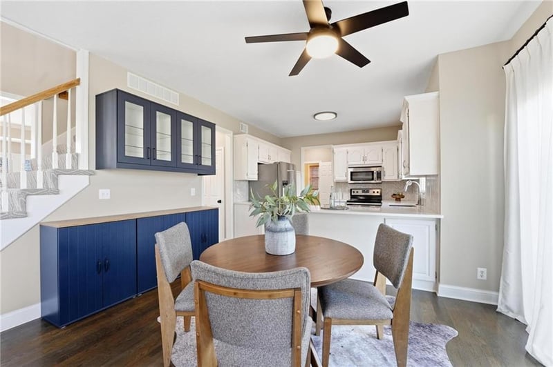 5206 W 157th Pl, Overland Park, KS 66224