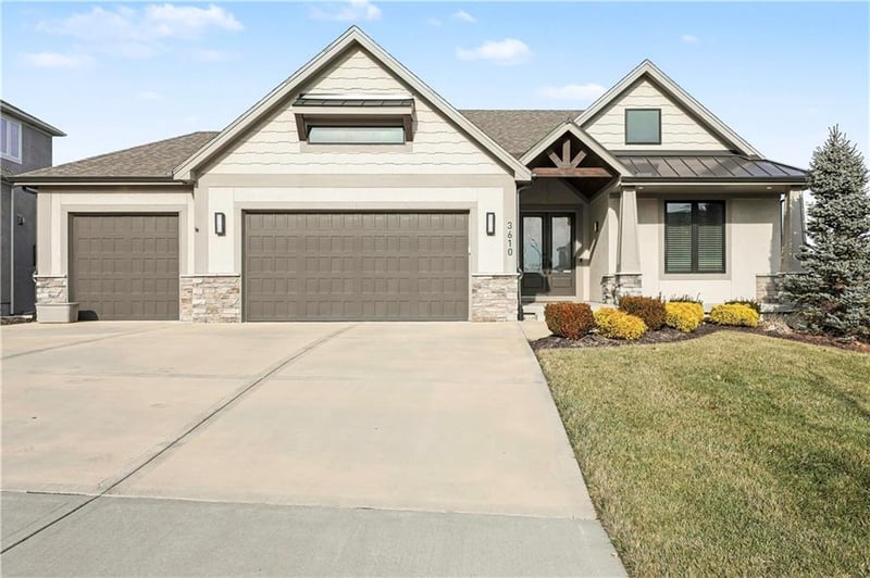3610 W 158 Ter, Overland Park, KS 66224
