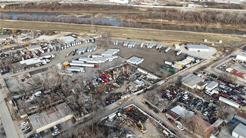 2450 Cheyenne St, Kansas City, KS 66106