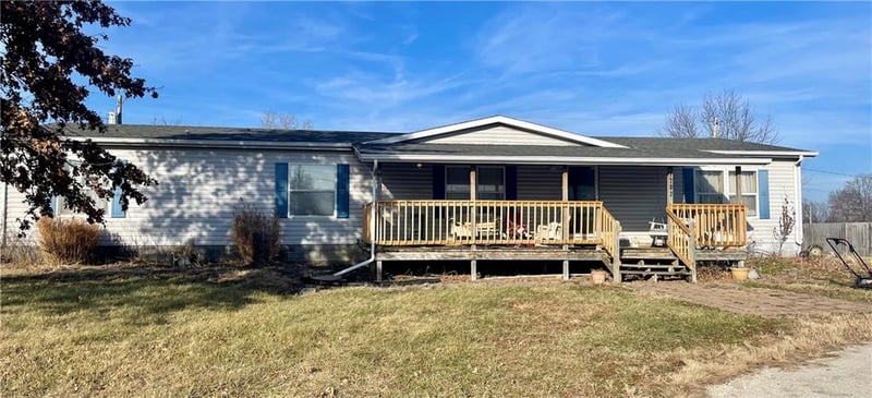 1203 Grand St, Gallatin, MO 64640
