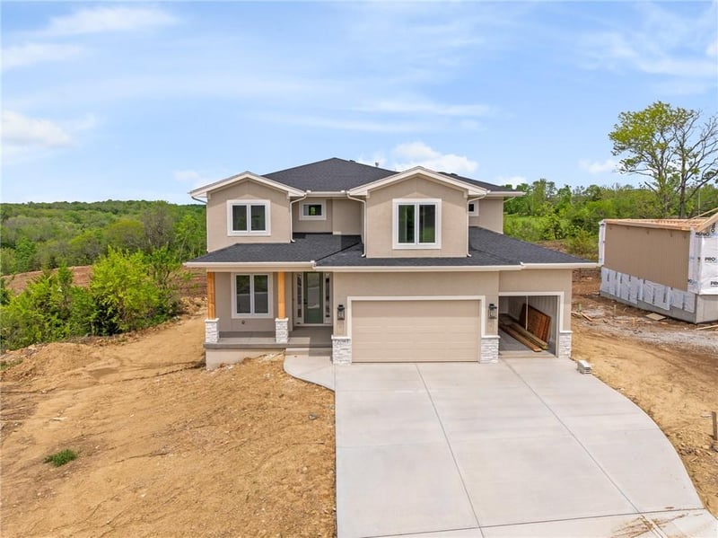 25198 141st St, Olathe, KS 66061
