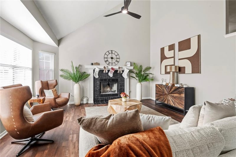 1034 Parker Ter, Olathe, KS 66061