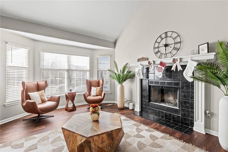 1034 Parker Ter, Olathe, KS 66061