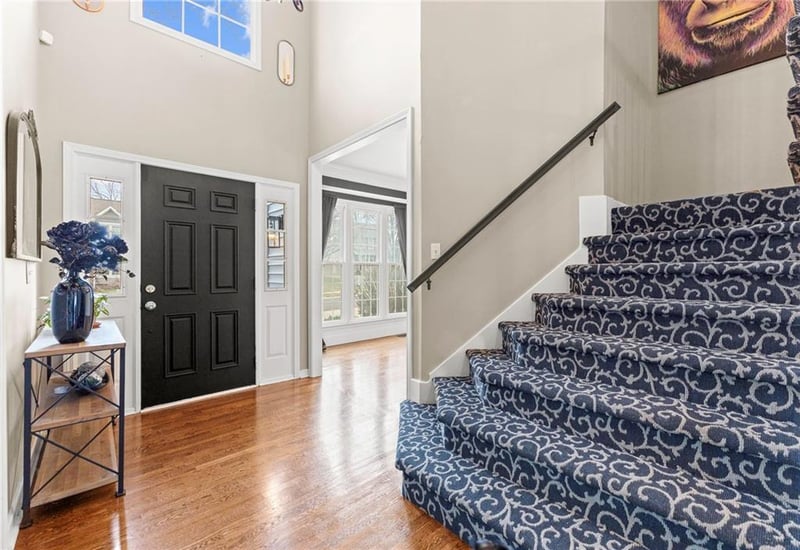 15826 Maple St, Overland Park, KS 66223