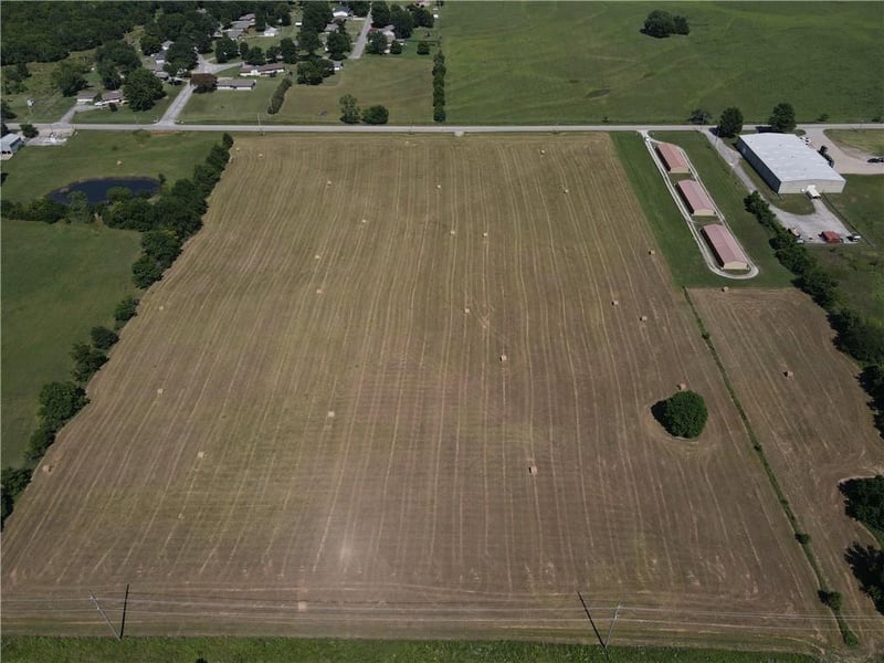 2412 Margrave 7 Acres St, Fort Scott, KS 66701