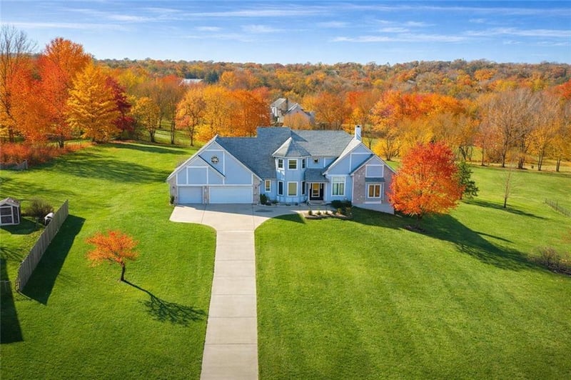 12500 Manchester Ave, Grandview, MO 64030