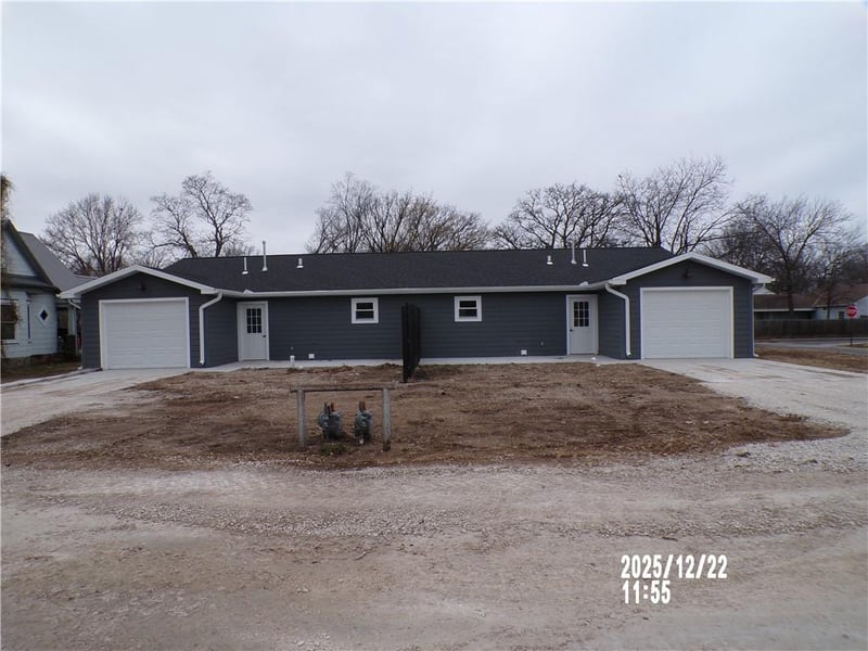 201 - 203 S First St, Iola, KS 66749