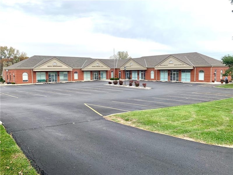 3904 Beck Rd, St Joseph, MO 64506