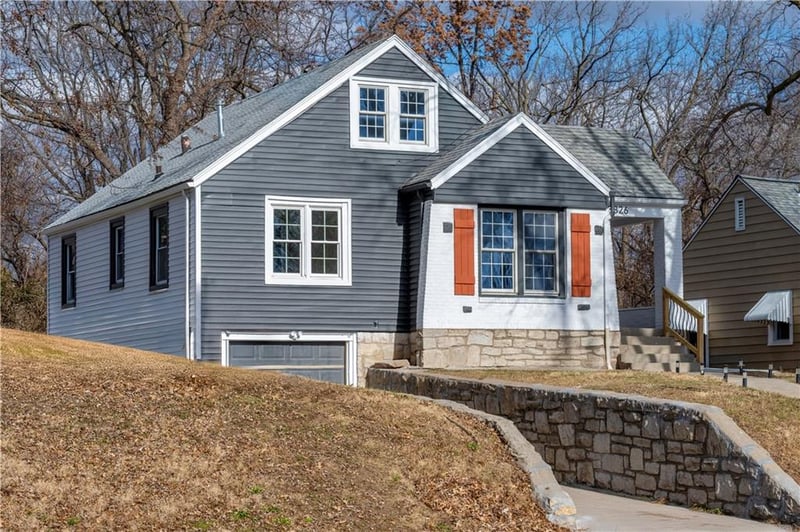 3826 Victory Dr, Kansas City, KS 66102