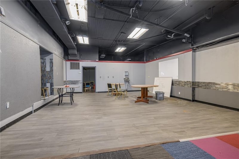 115 Oak St, Bonner Springs, KS 66012