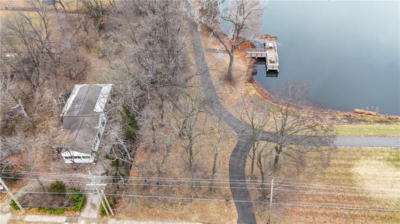 7710 87th St, Overland Park, KS 66212