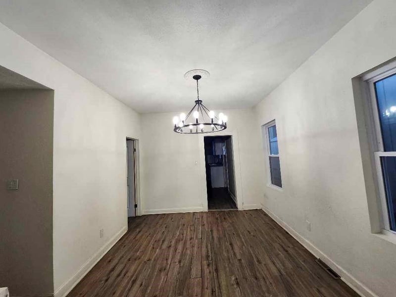 59 8th St, Kansas City, KS 66101