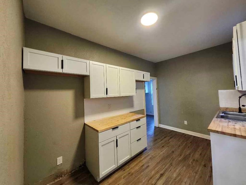 59 8th St, Kansas City, KS 66101