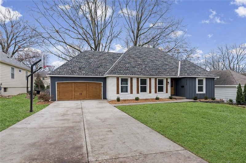 9625 Beverly Dr, Overland Park, KS 66207