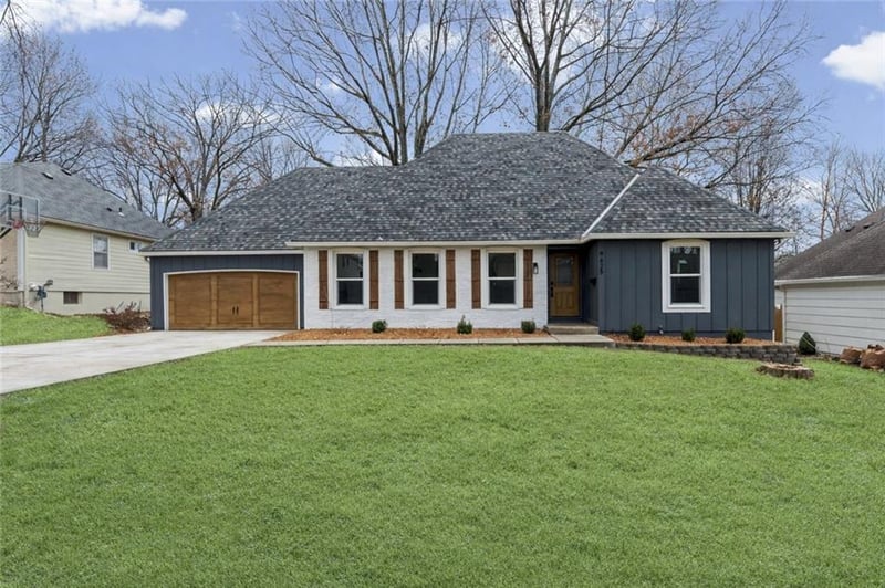 9625 Beverly Dr, Overland Park, KS 66207