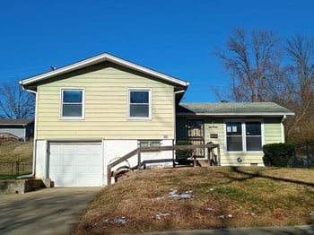 3912 E 47th Ter, Kansas City, MO 64130