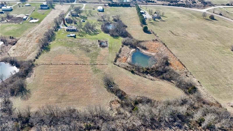 14769 State Route E Hw, Adrian, MO 64720