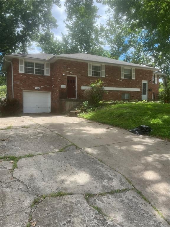 1147 52nd St, Kansas City, KS 66106