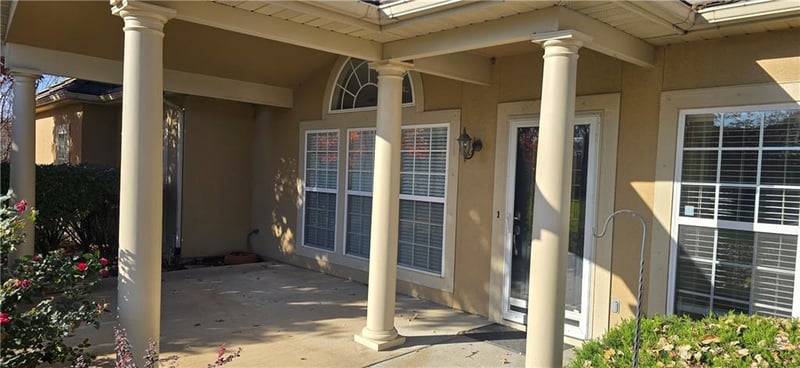 5413 145th Ter, Leawood, KS 66224