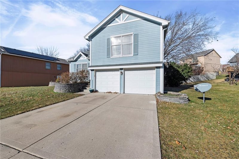 6117 Coventry Ave, Kansas City, MO 64151