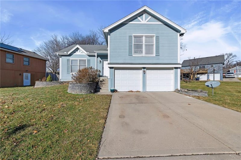 6117 Coventry Ave, Kansas City, MO 64151