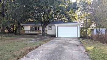 533 Crane St, Independence, MO 64050