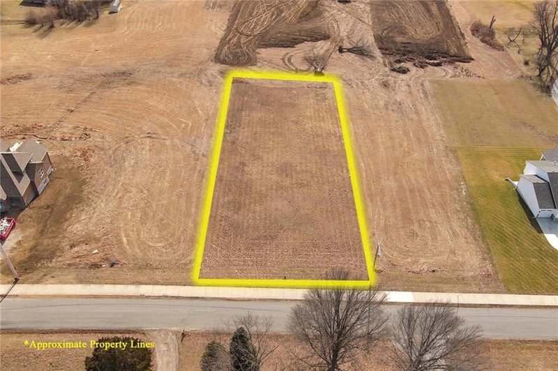 2101 Vilas St, Leavenworth, KS 66048