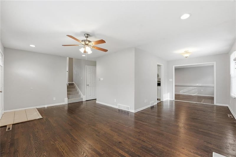 9701 Belmont Ave, Kansas City, MO 64134