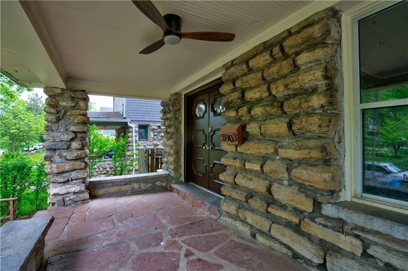 2803 Harrison St, Kansas City, MO 64109