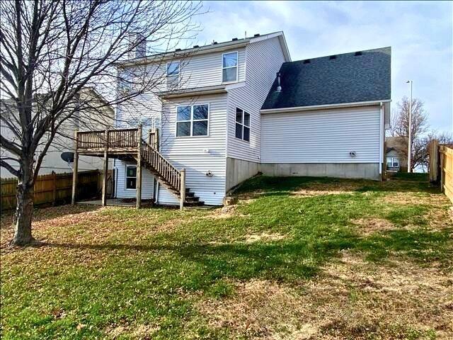 8547 Robinhood Ave, Kansas City, MO 64154