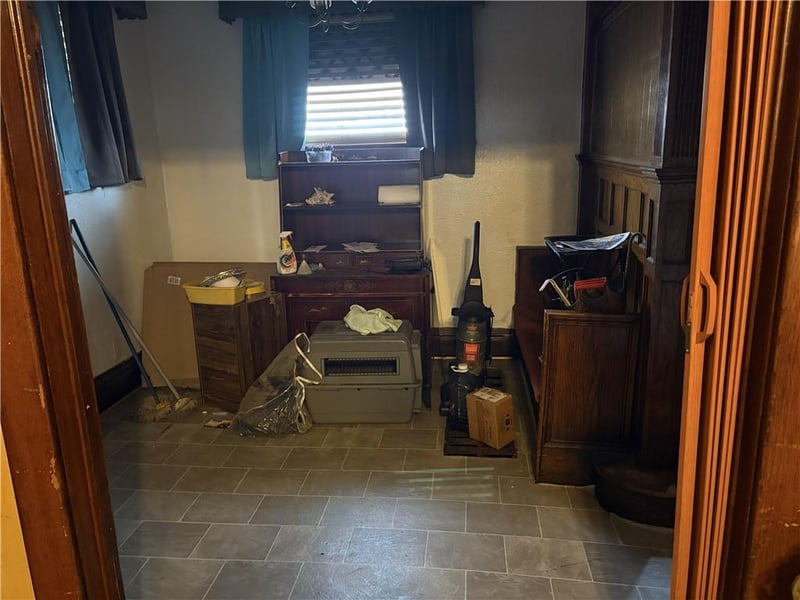 3041 Park Ave, Kansas City, MO 64109